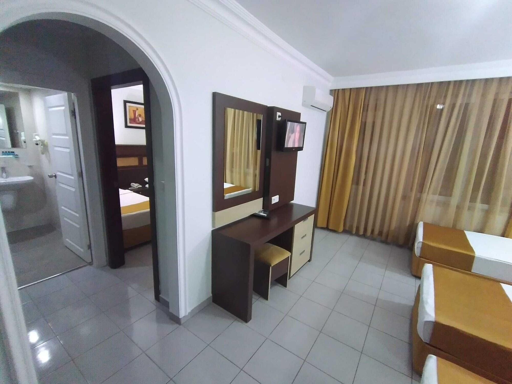 Kleopatra Aydin Hotel อลันยา ภายนอก รูปภาพ