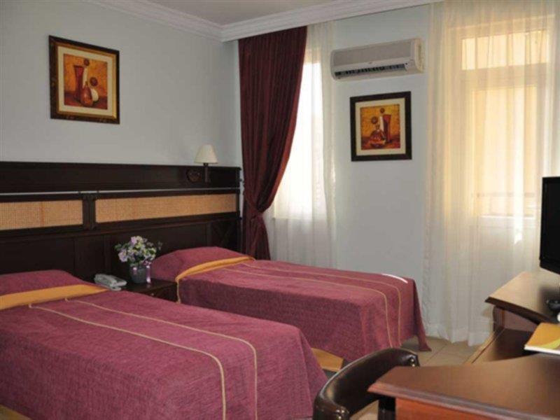 Kleopatra Aydin Hotel อลันยา ภายนอก รูปภาพ